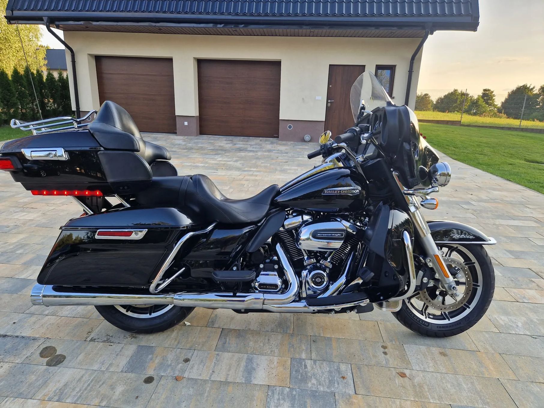 Harley-Davidson FLHTCU Ultra Harley-Davidson Ultra Classic Electra Glide 2018r STAN IDEALNY ZAMIANA