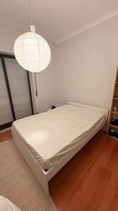 Cama de Casal com Colchão Nova