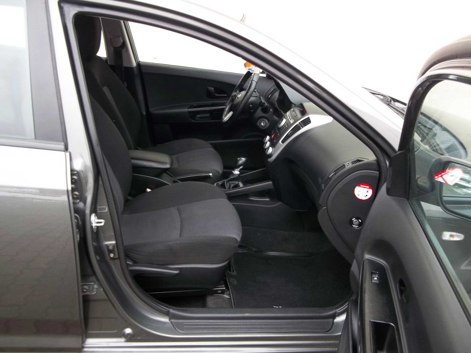 *1.6 CRDI 115 KM* *100% ORYGINAŁ* *Mocno doinwestowany* *Stan idealny*