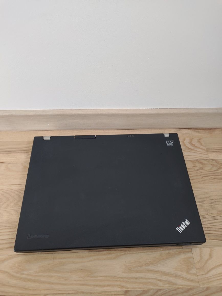 ThinkPad Lenovo R500 laptop