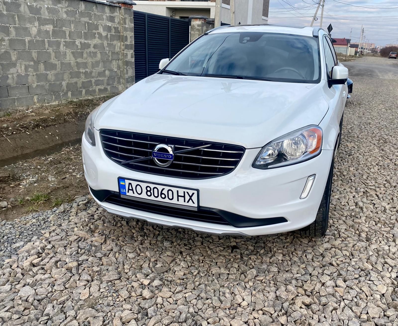Продам VOLVO XC60  2.0Т  2016р.в.