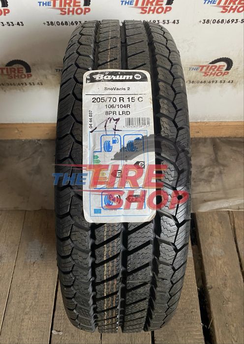 1шт нове 205/70R15C Barum SnoVanis 2