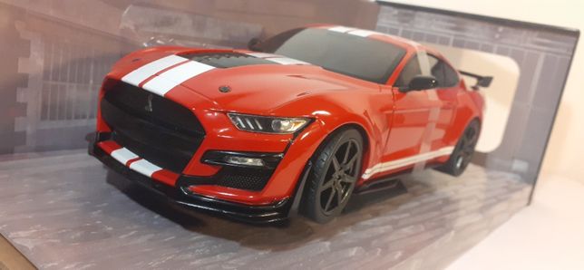 1/18 Ford Mustang Shelby GT50 vm - Solido