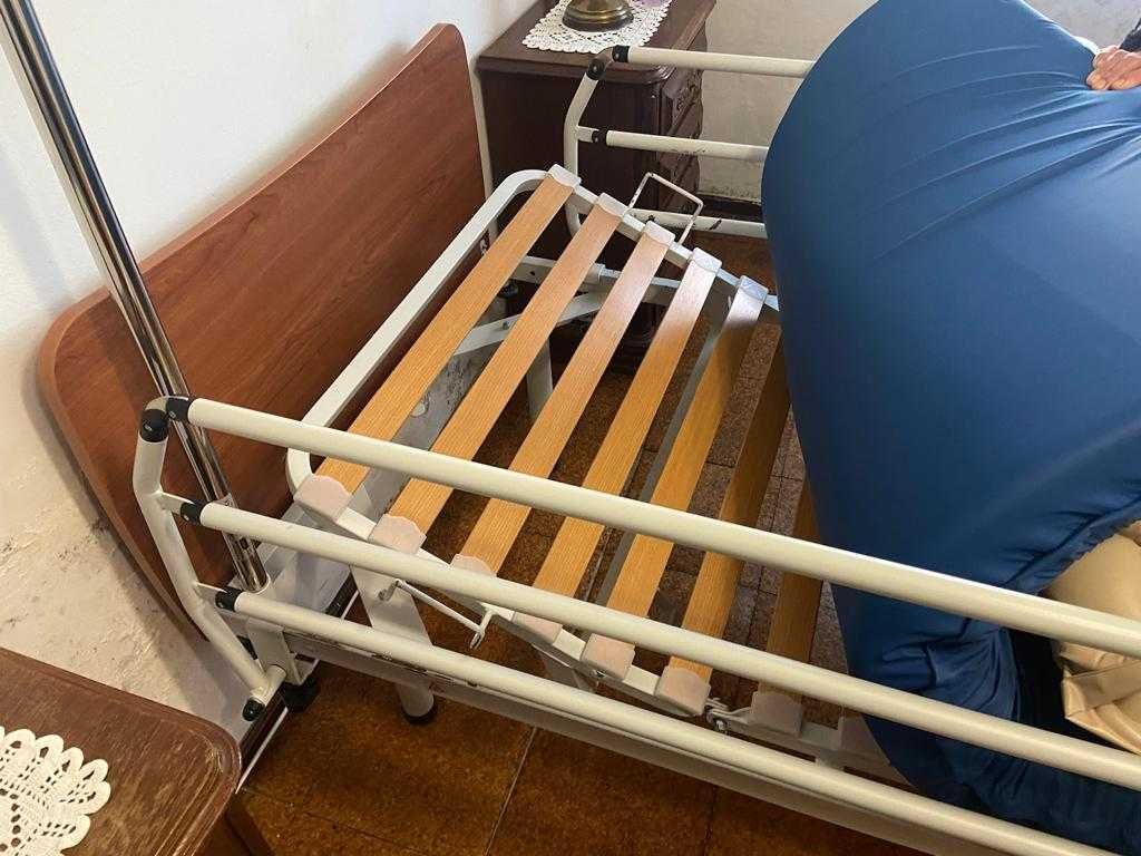 Cama articulada como nova