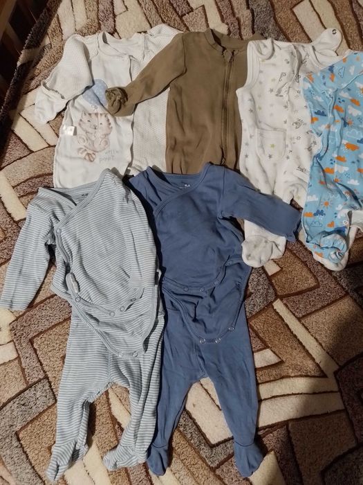 Дитячі речі ,боді,та різне