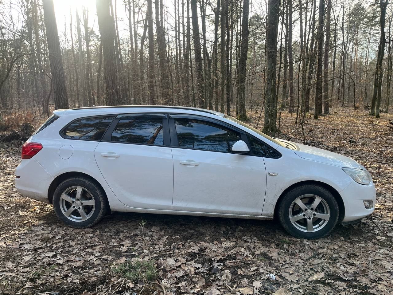 Продам Opel Astra J 2010