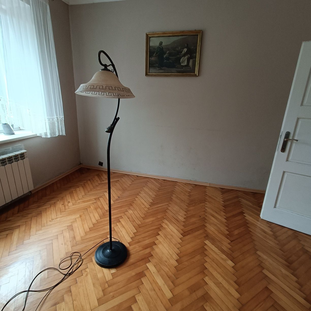 Żyrandol plus lampa stojąca