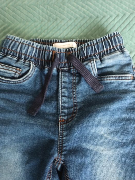 Spodnie jeansowe Reserved  134