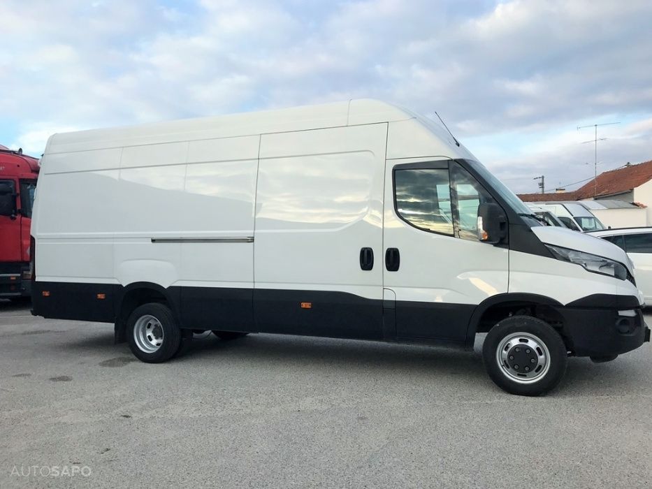 Alugo  furgao Iveco 16m3