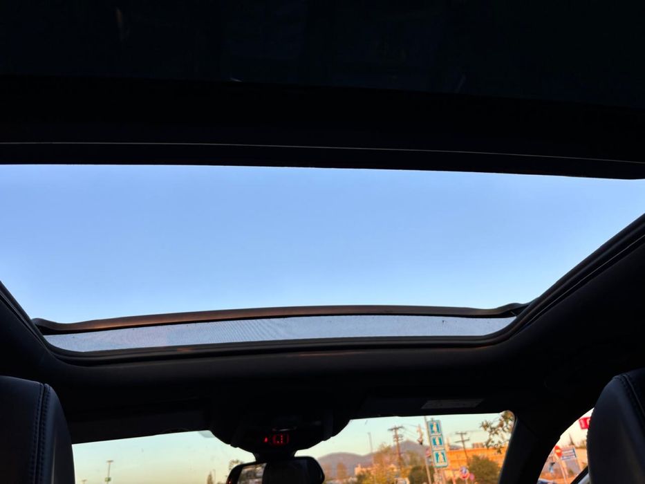 Peugot 3008 GT.   Z grudnia 2017 r  1 wlasciciel jezdzacy w Grecji