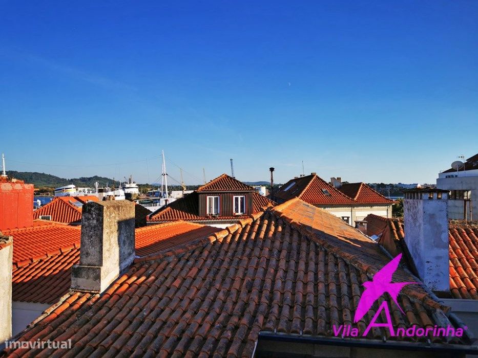 Prédio no centro histórico de Viana