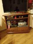 Sprzedam stolik pod tv