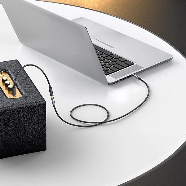 Ugreen przewód kabel przedłużacz AUX 3,5 mm mini jack 1m srebrny (1059