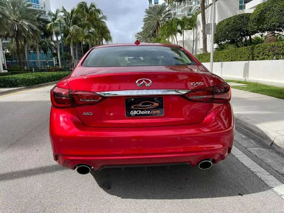 2022 Infiniti Q50 LUXE AWD