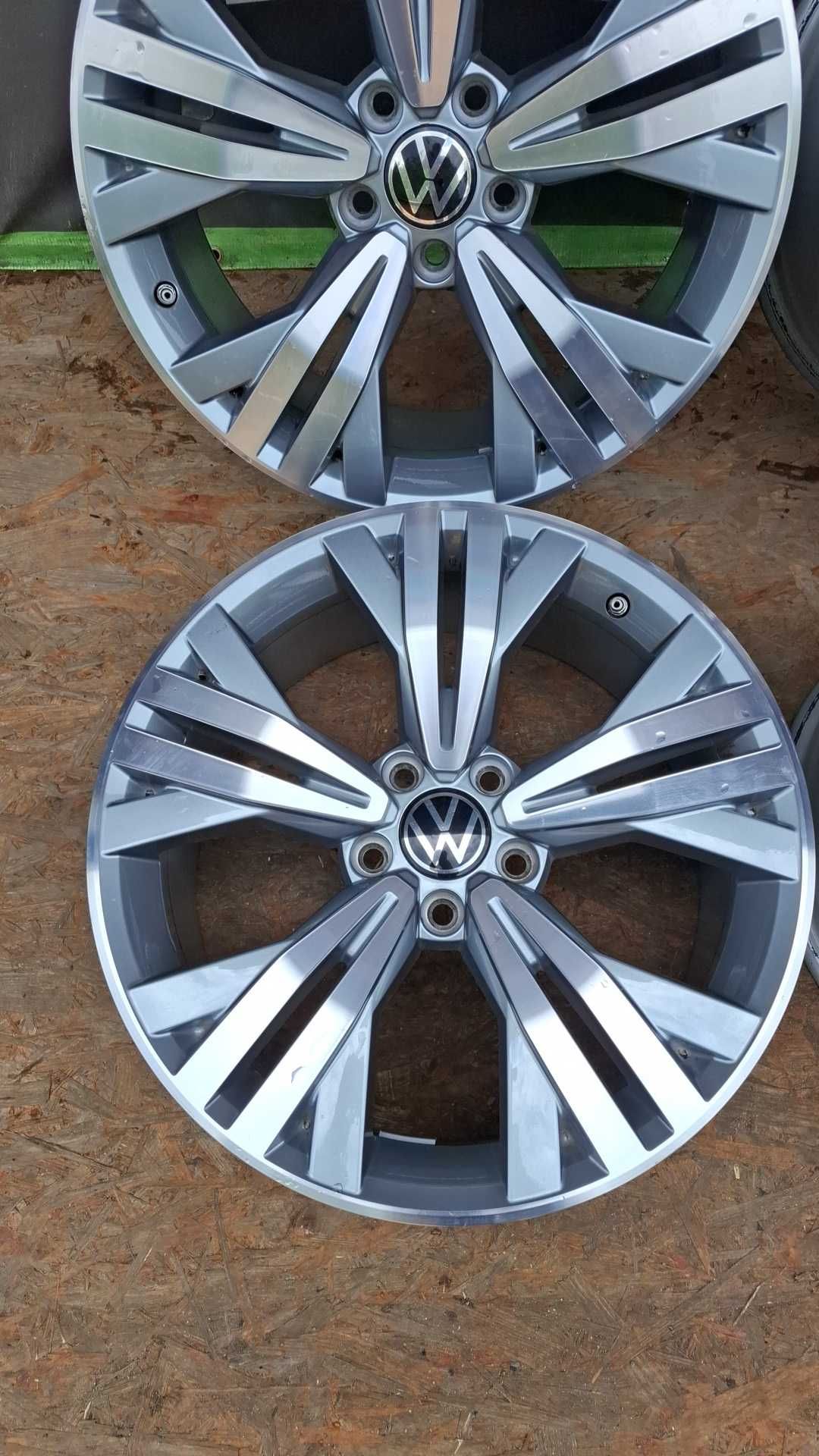 Felgi aluminiowe ! 18 CALI VW PASSAT ARTEON KALAMATA ! Idealny stan !