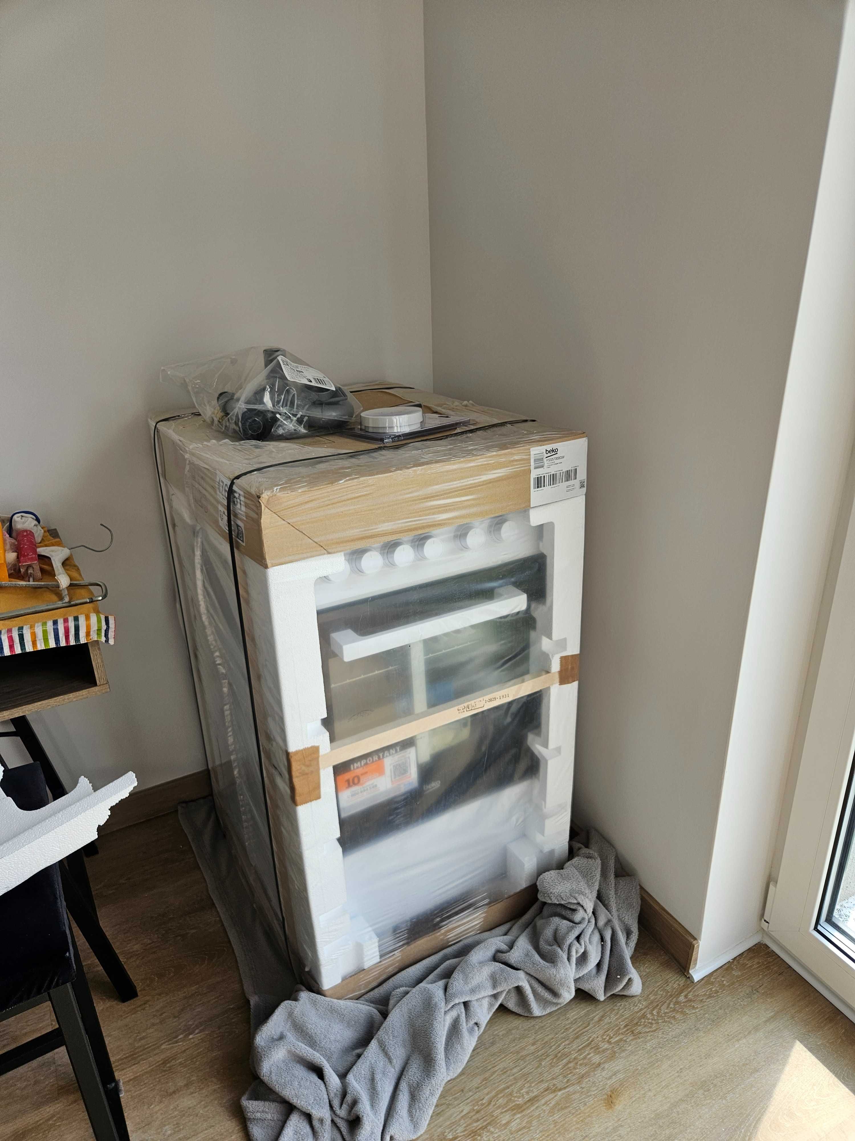 Kuchenka Elektryczna Beko FSS57000GW