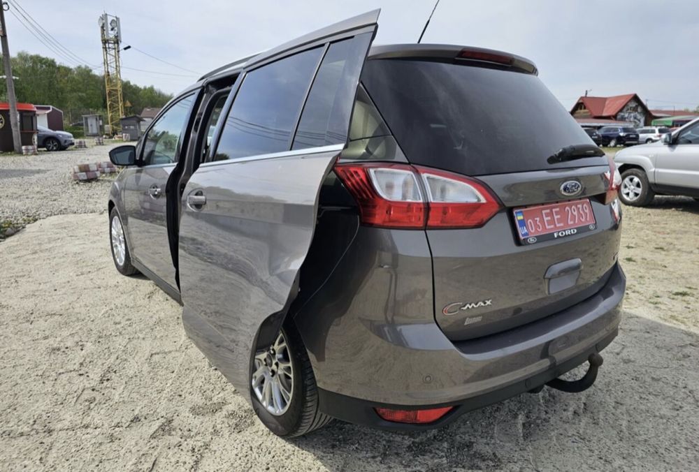 Автомобіль Ford Grand C-Max 2012