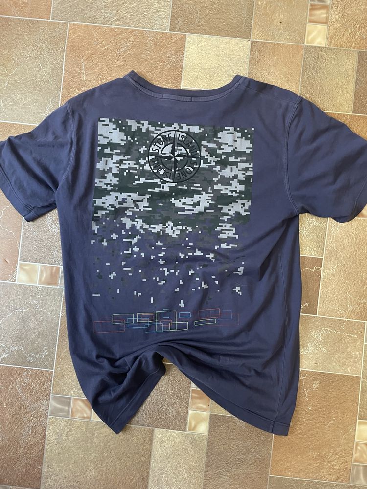 Футболка Stone island