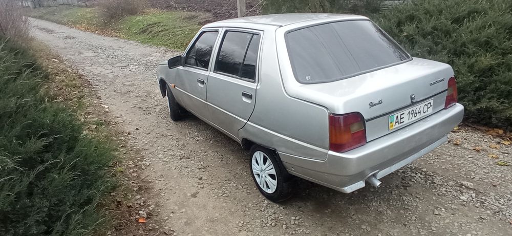 Таврия Славута люкс