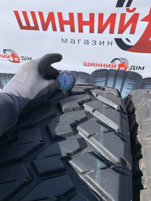 Шини 35*12.50 R20LT еквівалент розміру 315/60 r20 пара Nitto 21p 11мм