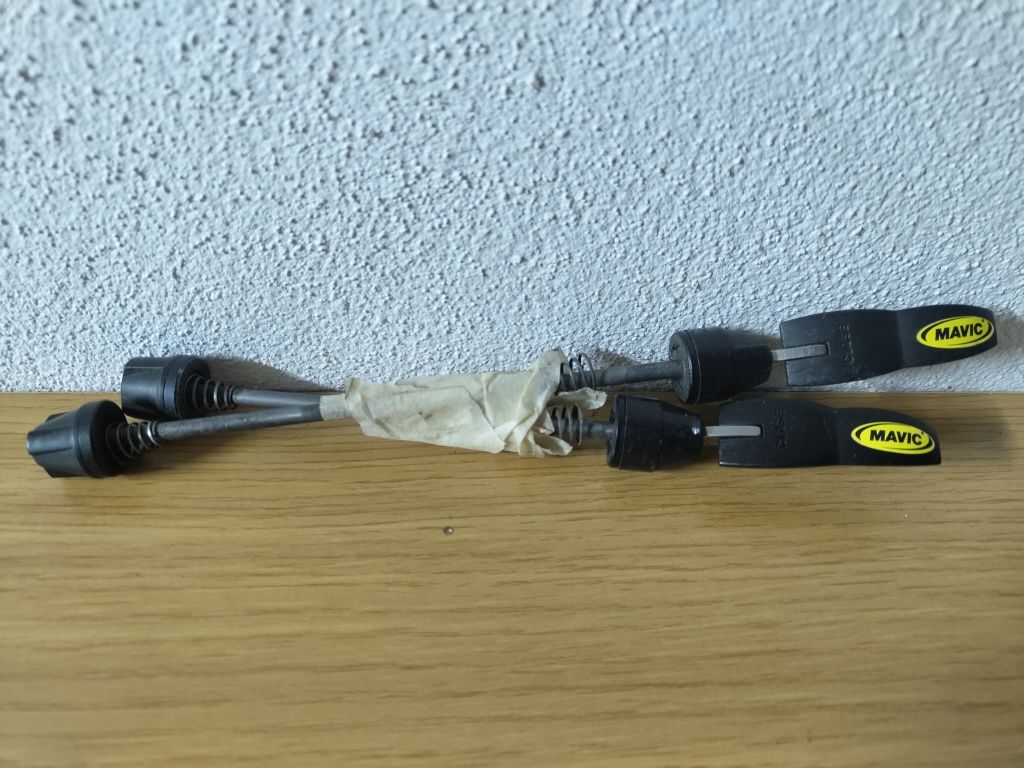 Par de blocagens Mavic