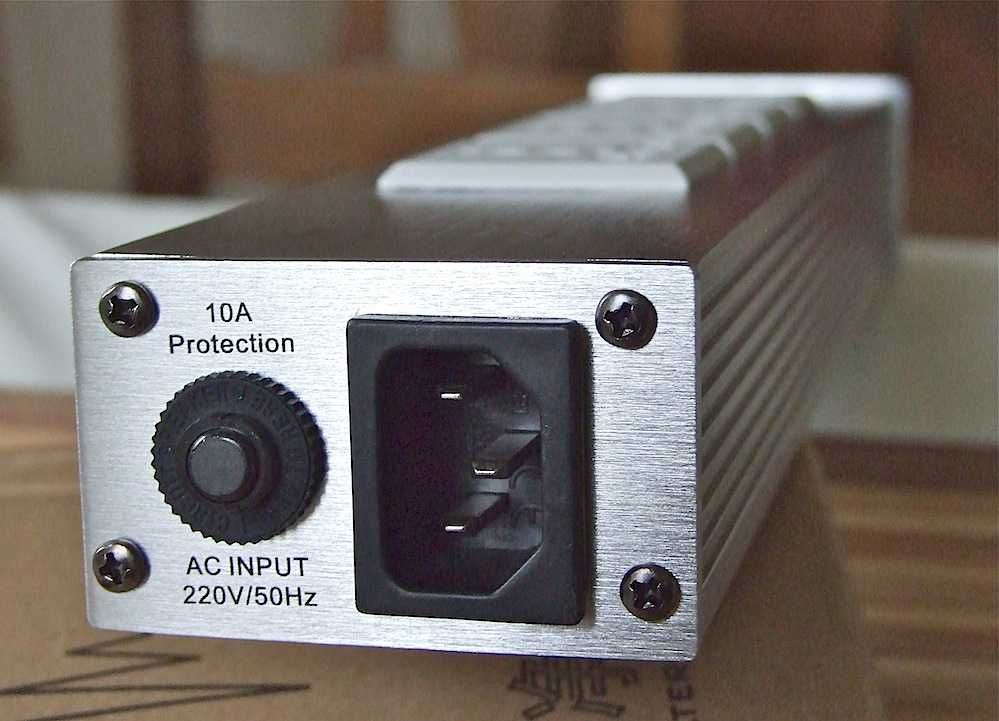 Weiduka AC2.2 listwa sieciowa przeciw przepięciowa - nowy model