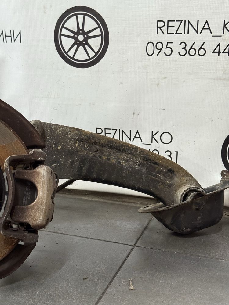 Задні ступіци в зборі Volkswagen Passat B6 B7 2.0 TDI 2005-2014 р.