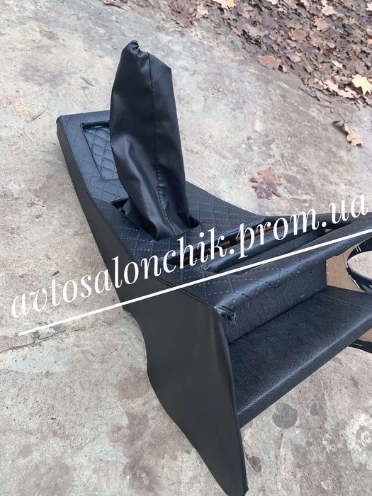 Консоль по магнитолу бар ваз 2101,2102,2103,2104,2105,2106 ромб люкс