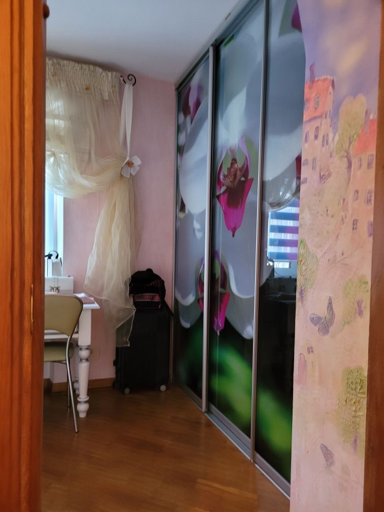 Продається 4-х кімнатна квартира по вул.Київській