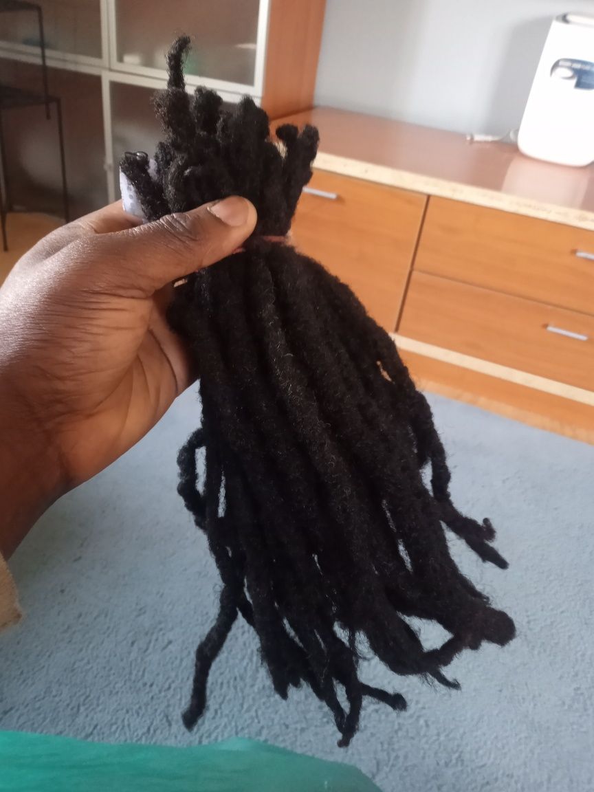 Rastas 100% Natural , temos tamangos médios e longo