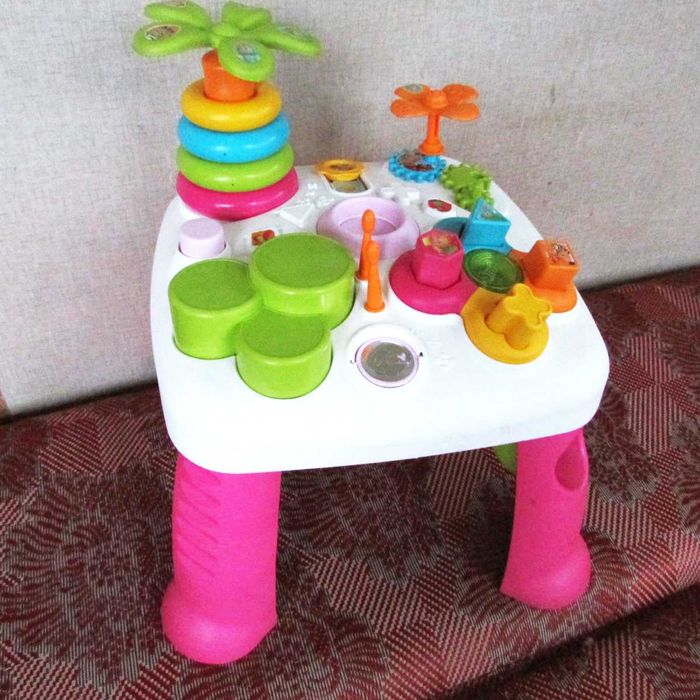 Дитячий розвиваючий ігровий столик Cotoons Smoby