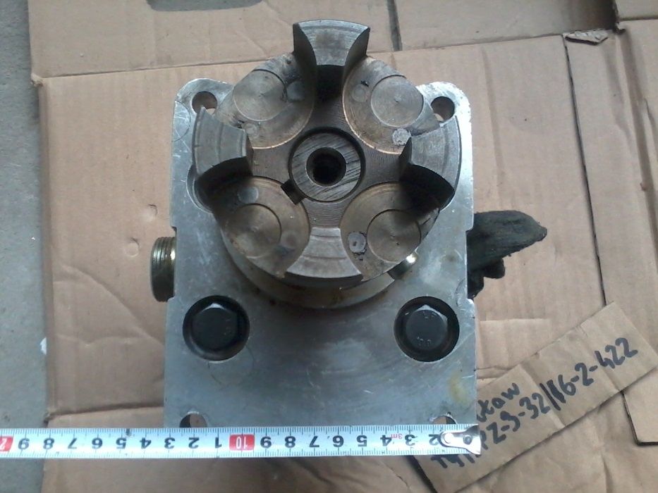 Pompa hydrauliczna PZ-3-32/16-2-422 Silnik hydrauliczny