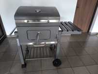 Grill ogrodowy węglowy