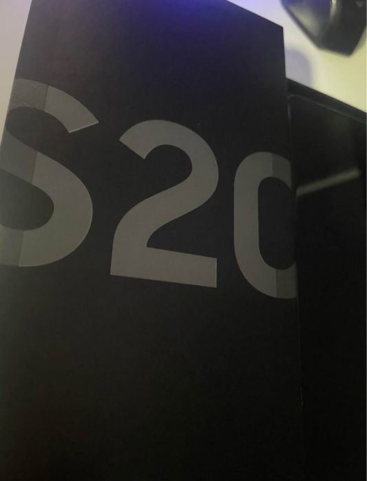 Vendo samsung s20 em bom estado