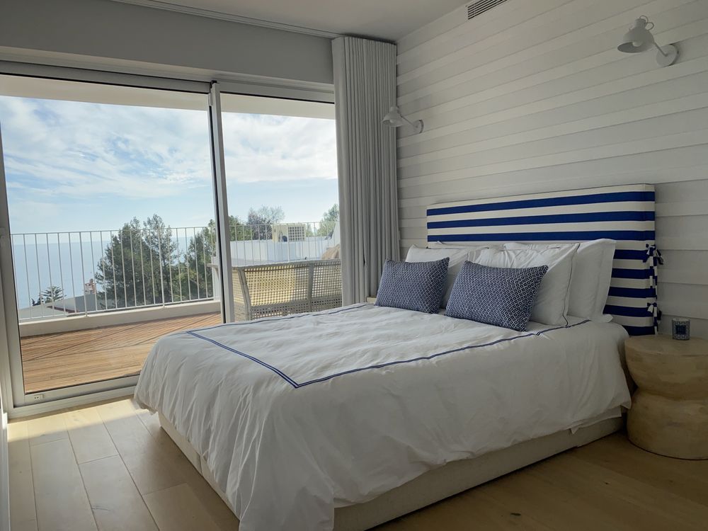 Apartamento para férias em Sesimbra com vista mar, piscina e terraço