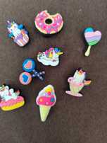 Nowe przypinki do butów crocs jednorożec unicorn