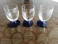 conjunto de copos antigos