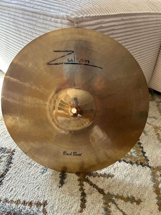 Prato Crash 16" Zultan Rock Beat — excelente estado