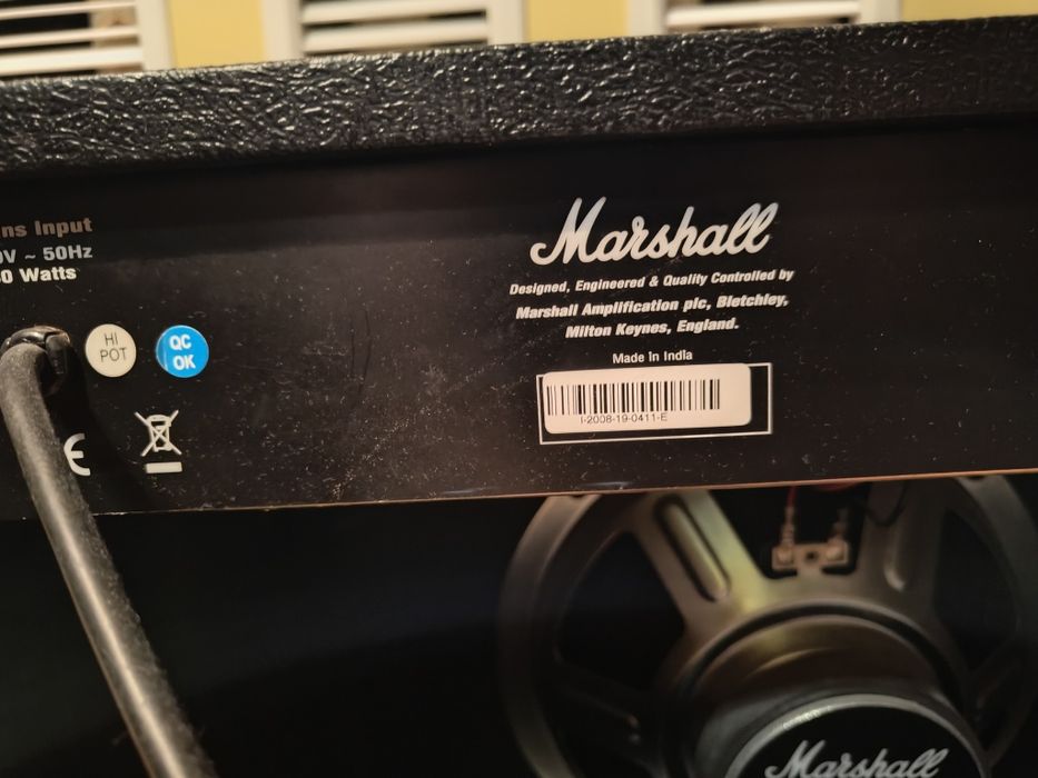 Комбопідсилювач Marshall MG 30dfx