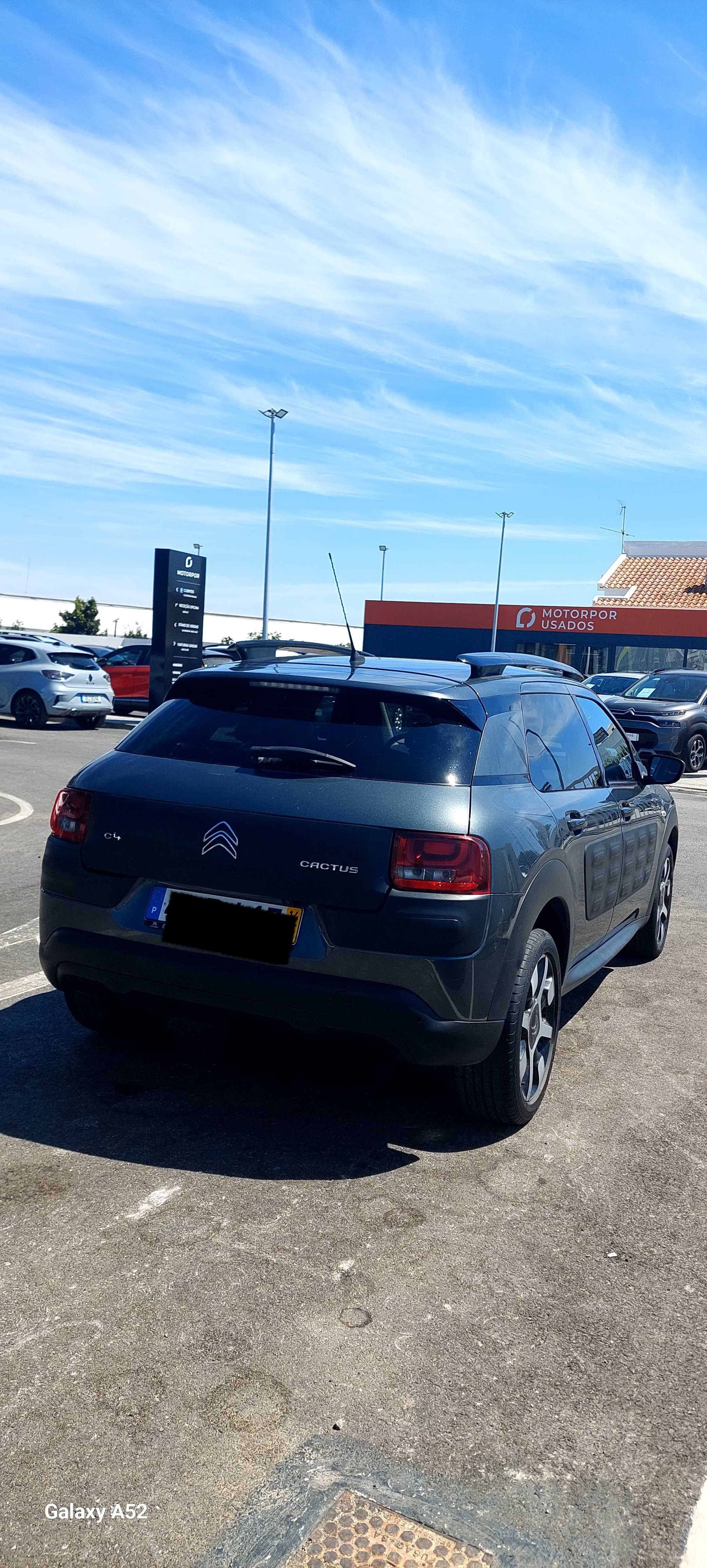Citroën C4 Cactus à venda. Excelente conservação e manutenção oficial.