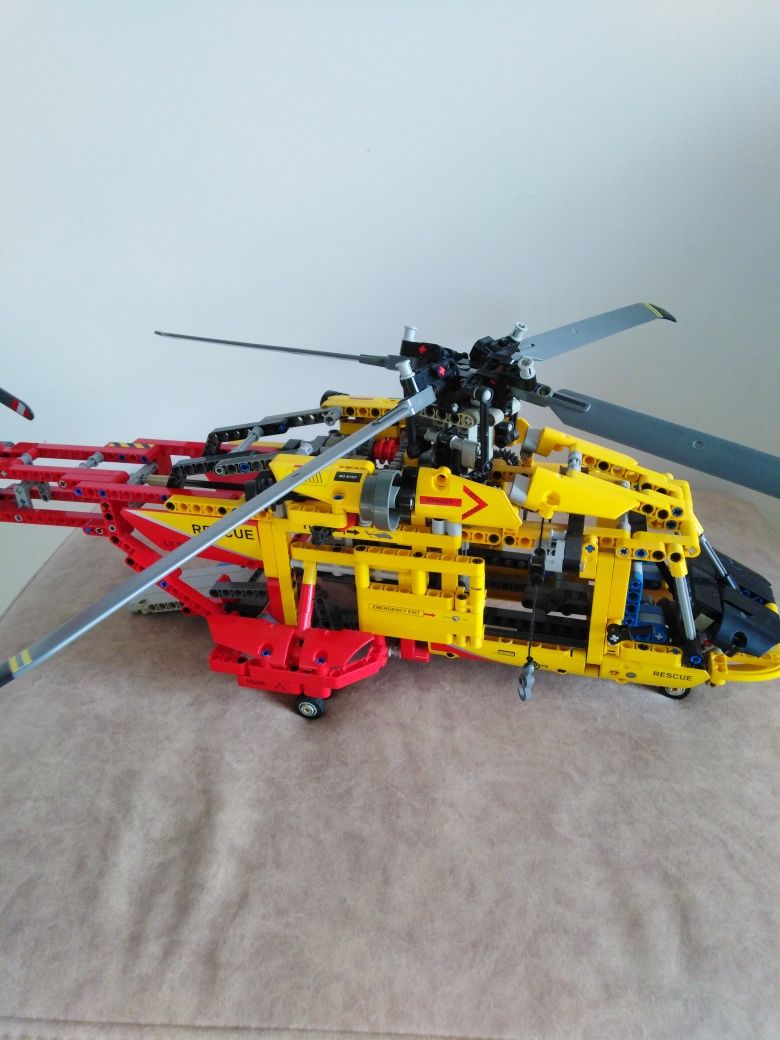 Lego 9396 (helikopter)