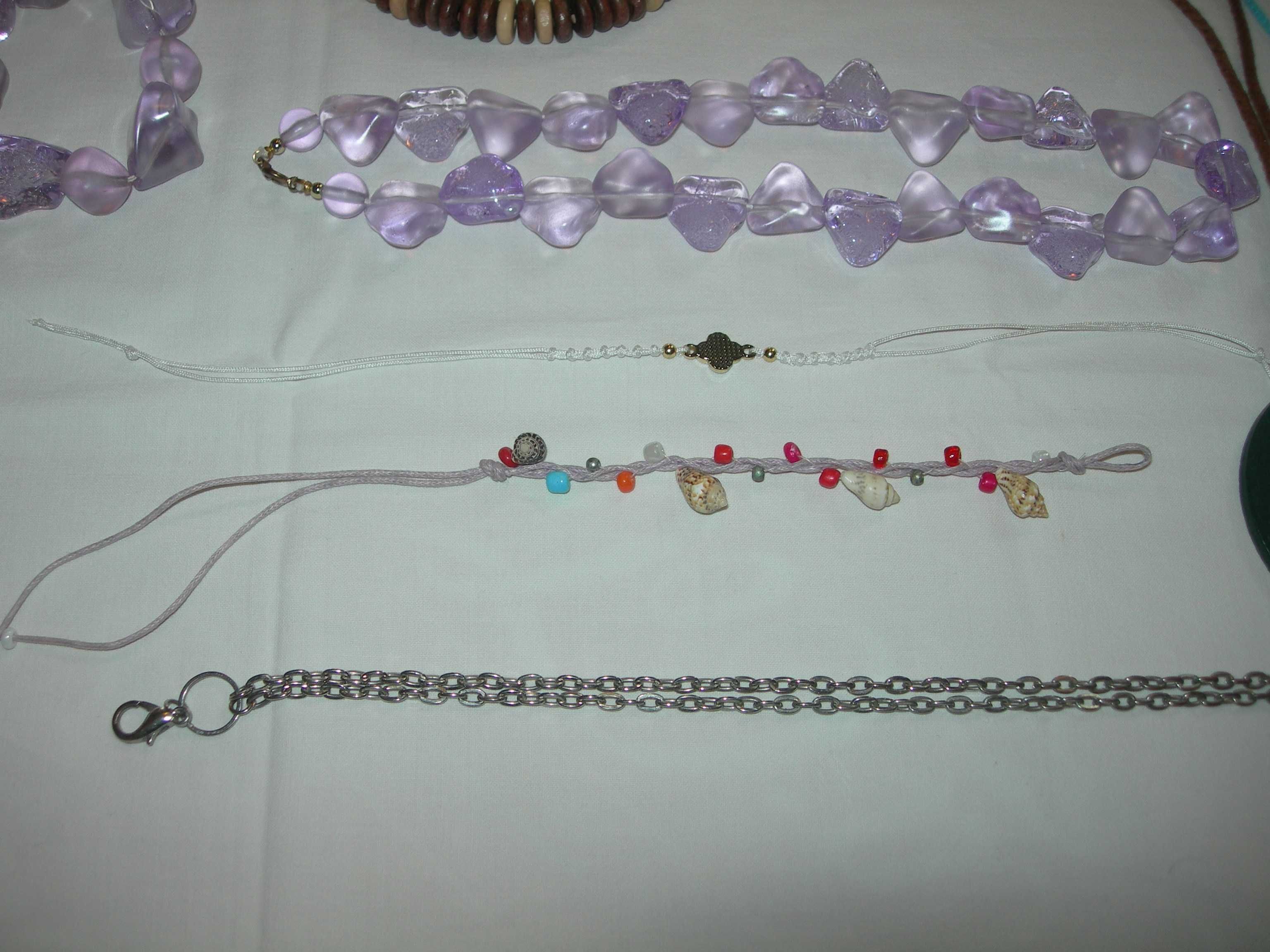 Bijuteria. Fios pulseiras e afins.