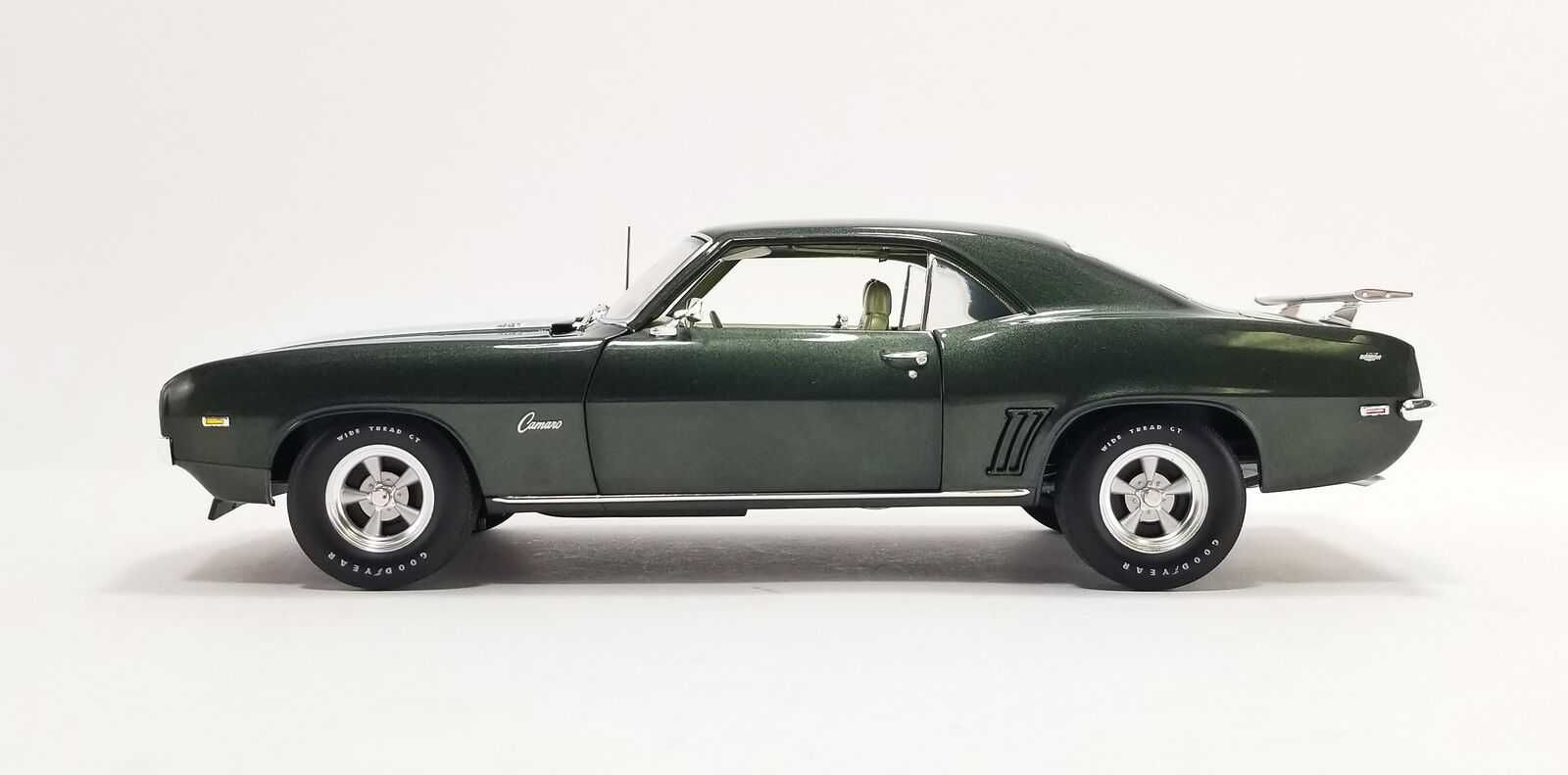 Chevrolet Copo Camaro 1969 Green ACME 1:18