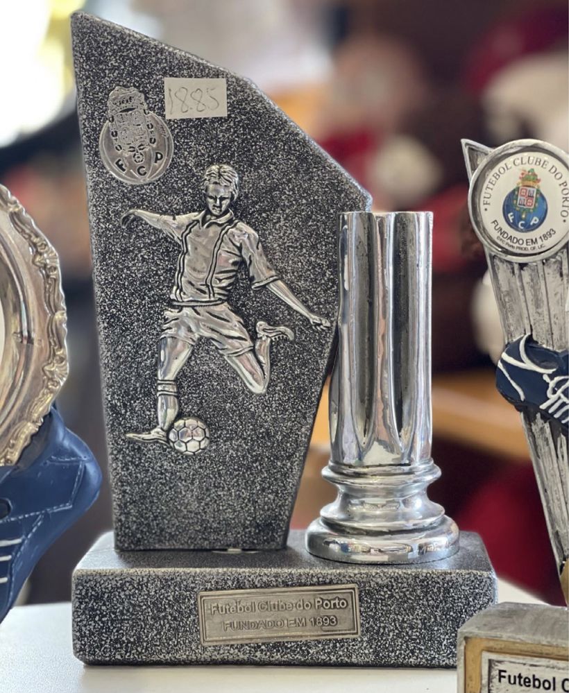 Diferentes troféus do Futebol Clube do Porto (FCP)