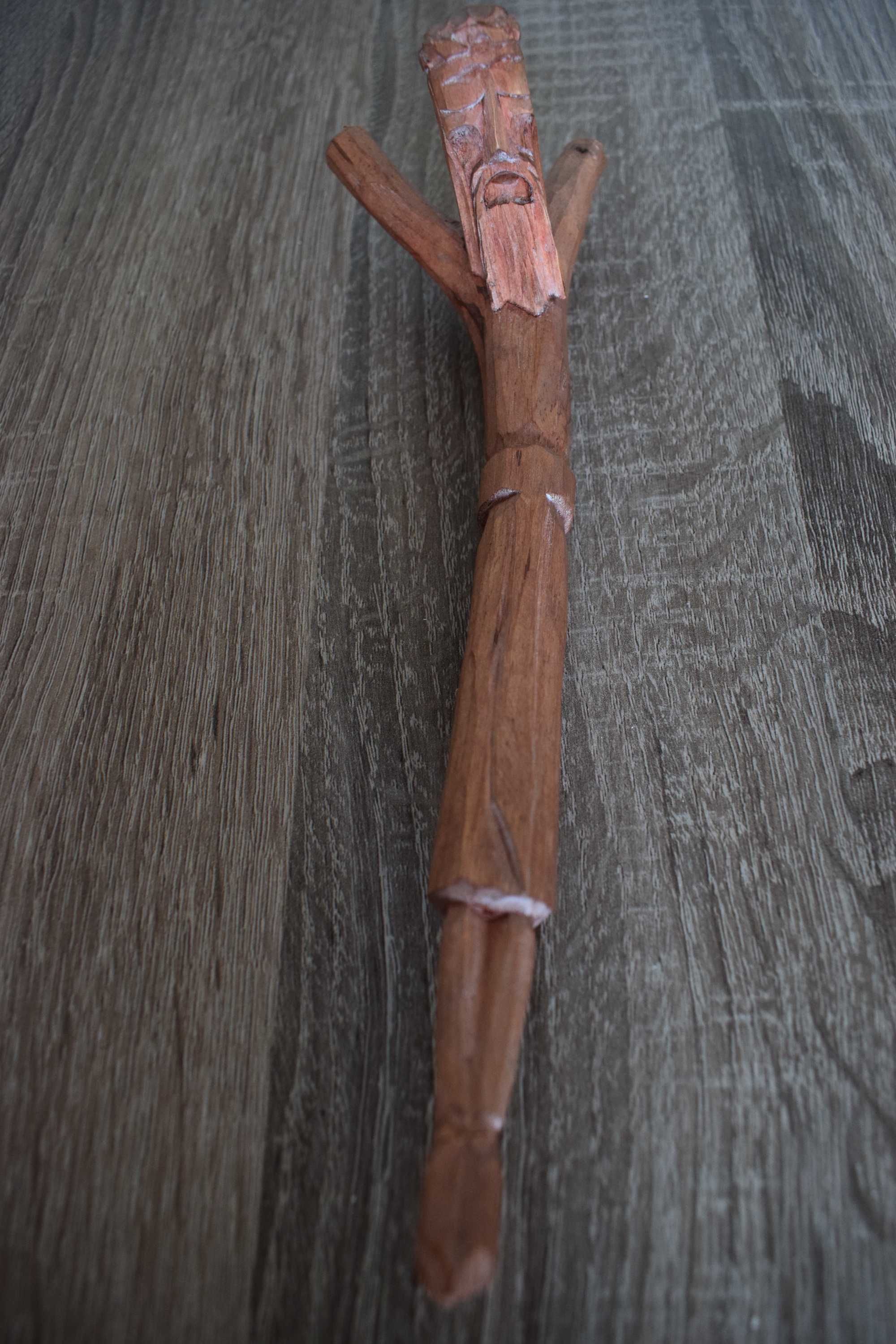Drewniany Jezusek - ręcznie wykonany .