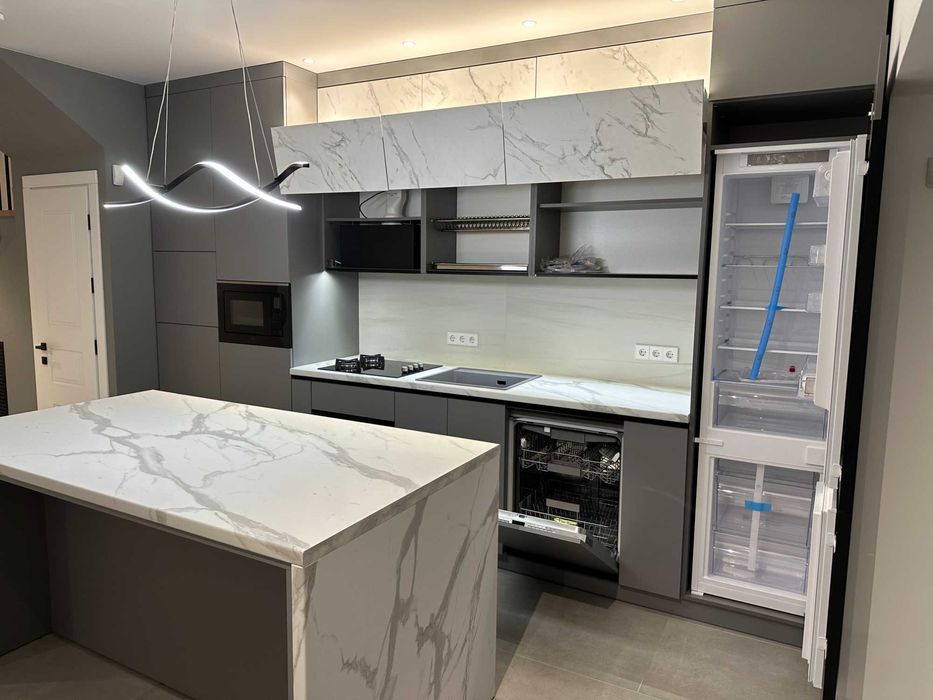 Кухні  Львів доставка монтаж на замовлення серійні кухні