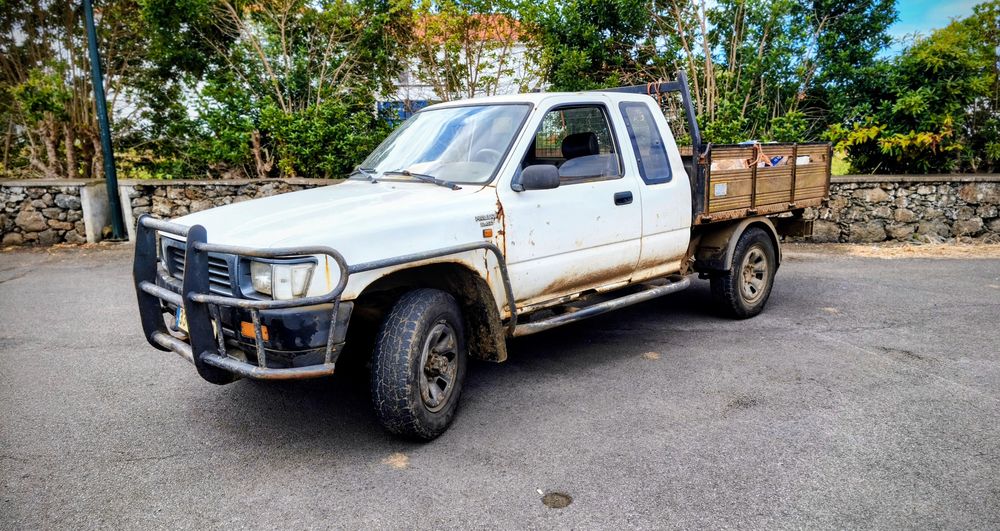 Toyota Hilux x-cab 4x4