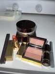 Zestaw kosmetykow Tom Ford Hourglass veil clinique baza puder pisak