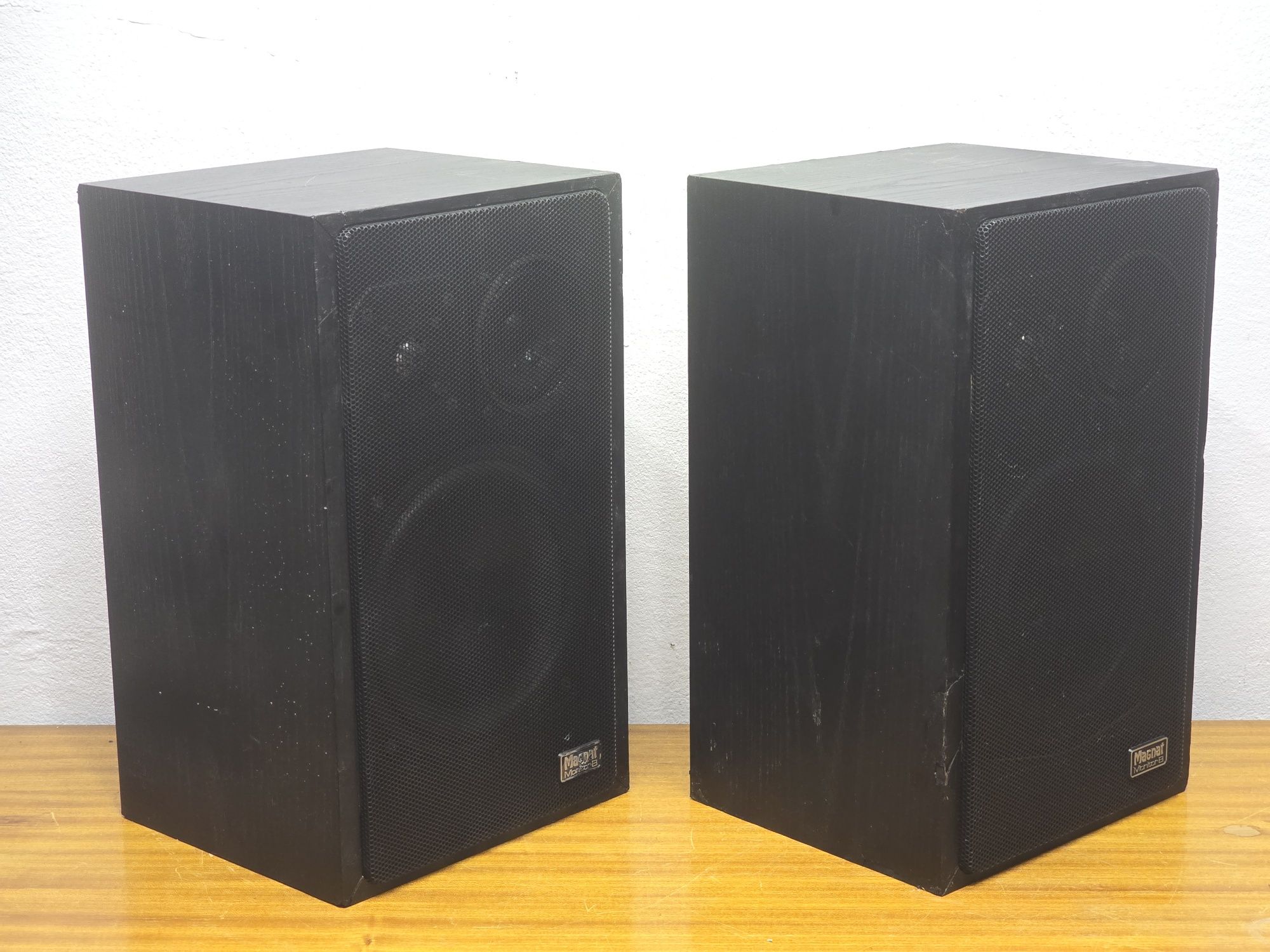 Tanio Magnat Monitor B Kolumny 3 drożne bas 20cm 120W 4-8ohm 40-34kHz