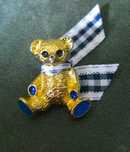 Alfinete / Broche / Pregadeira Urso c/ Cachecol NOVO